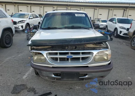 1997 Ford Explorer z USA, uszkodzony, nr VIN 1FMDU34E0VUA15171